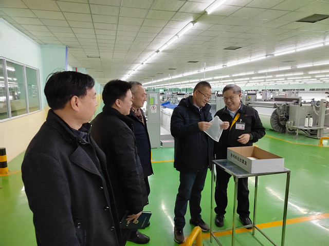 储昭节一行先后走访调研了台嘉蚌埠玻璃纤维有限公司